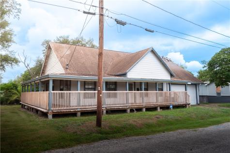 310 N Harrell Bishop TX 78343