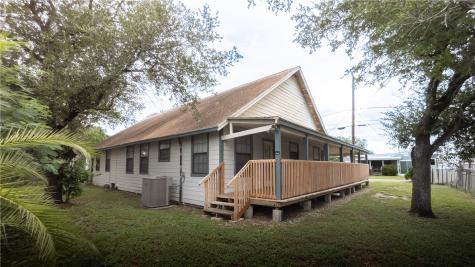 310 N Harrell Bishop TX 78343