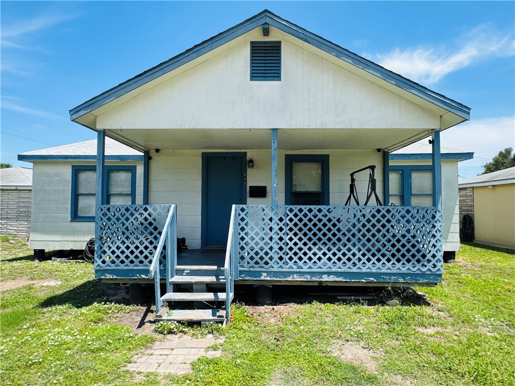 517 S Lamont Aransas Pass TX 78336