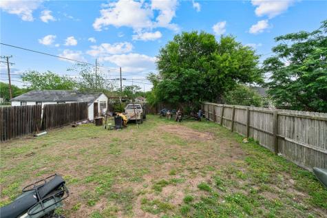 517 S Lamont Aransas Pass TX 78336