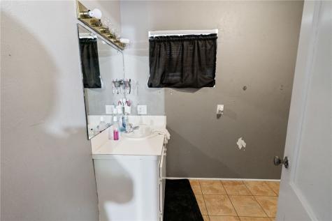 517 S Lamont Aransas Pass TX 78336