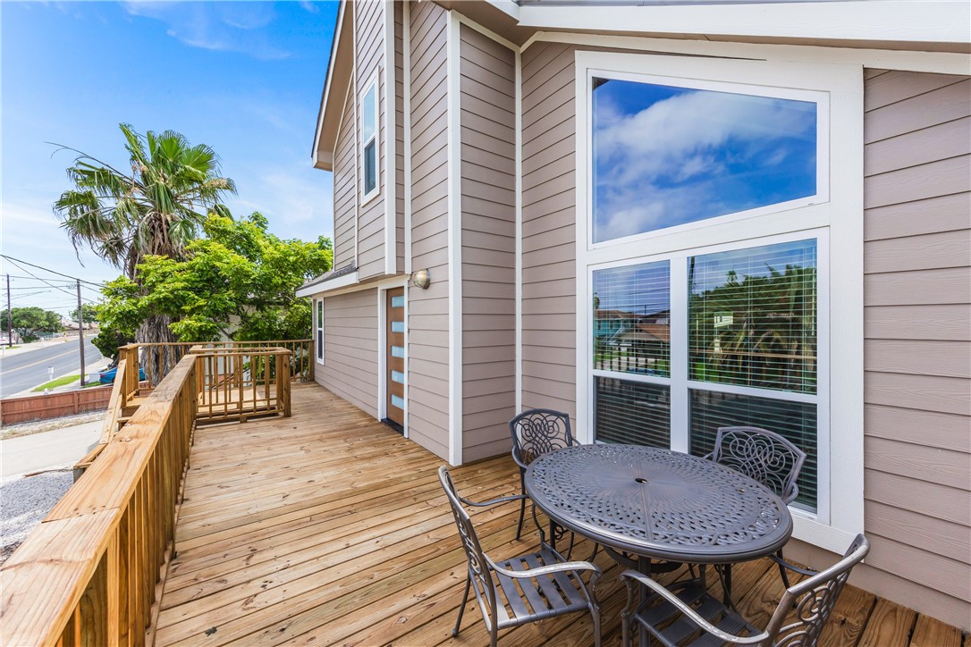 3222 Laguna Shores Road Corpus Christi TX 78418