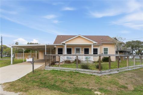 4052 Laguna Shores Corpus Christi TX 78418