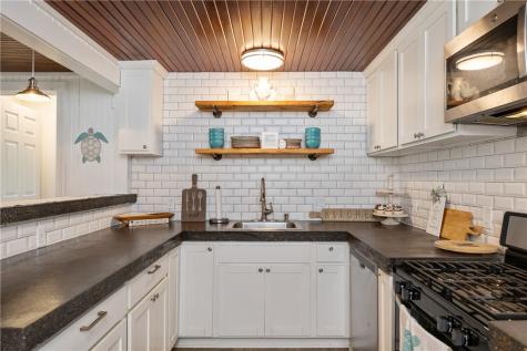 4052 Laguna Shores Corpus Christi TX 78418