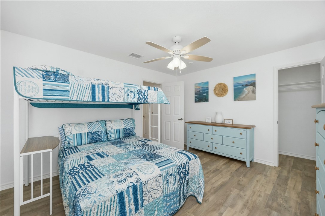4052 Laguna Shores Corpus Christi TX 78418