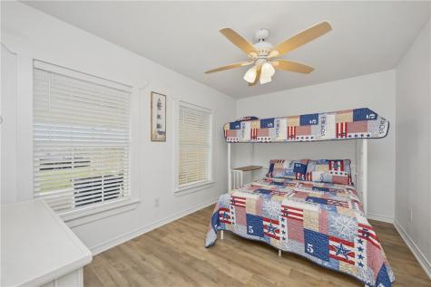 4052 Laguna Shores Corpus Christi TX 78418