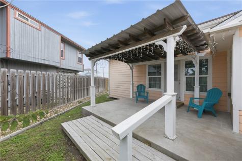 4052 Laguna Shores Corpus Christi TX 78418