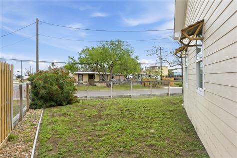 4052 Laguna Shores Corpus Christi TX 78418