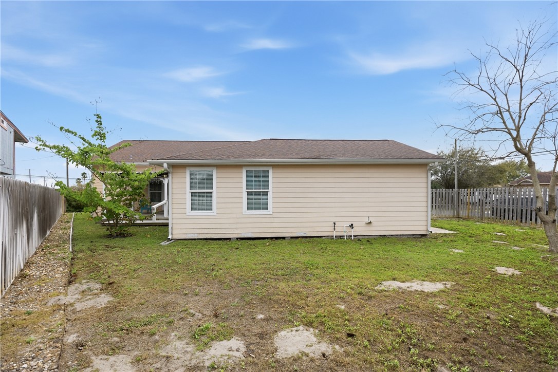 4052 Laguna Shores Corpus Christi TX 78418