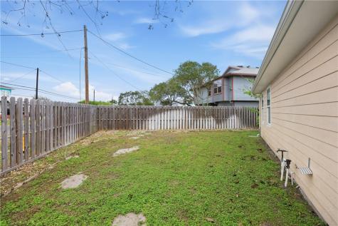 4052 Laguna Shores Corpus Christi TX 78418