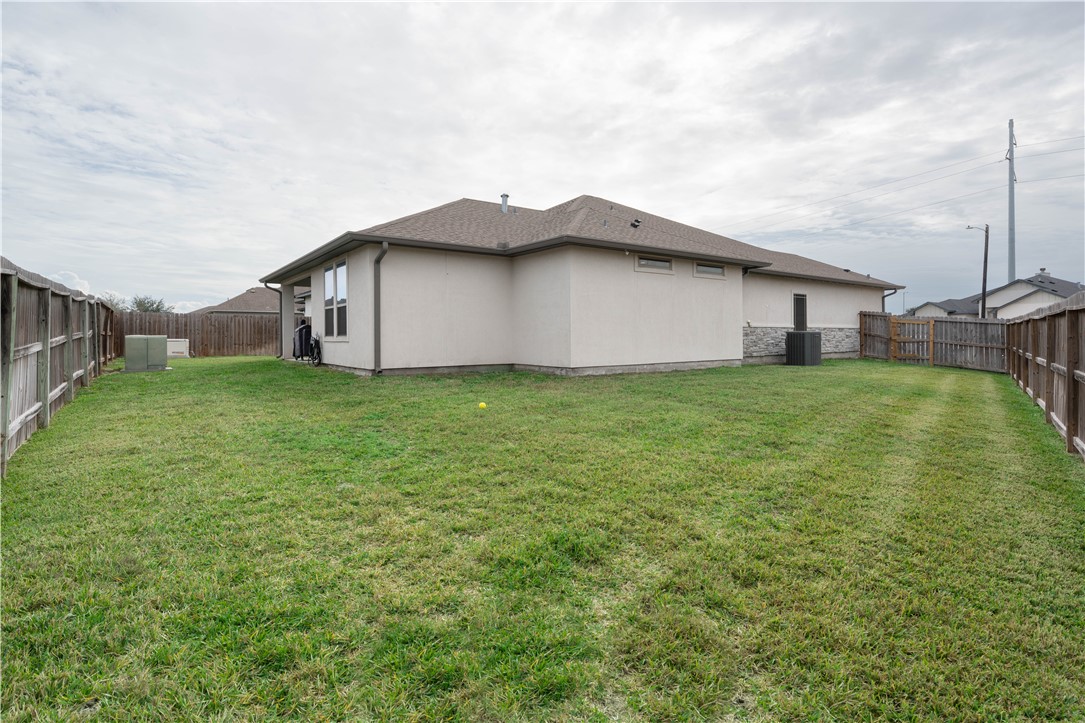 1718 Antoinette Drive Corpus Christi TX 78418