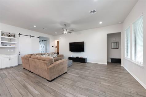 1718 Antoinette Drive Corpus Christi TX 78418
