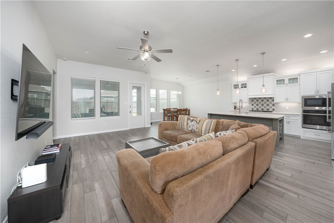 1718 Antoinette Drive Corpus Christi TX 78418