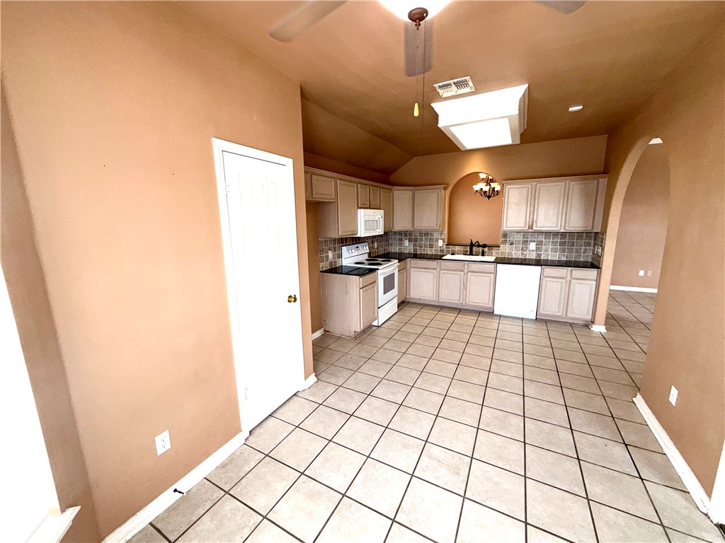 14033 Coquina Bay Avenue Corpus Christi TX 78418