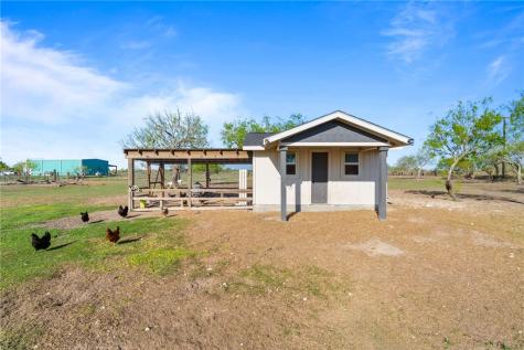 267 Old Salt Lake Rockport TX 78382
