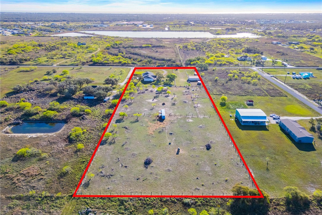 267 Old Salt Lake Rockport TX 78382