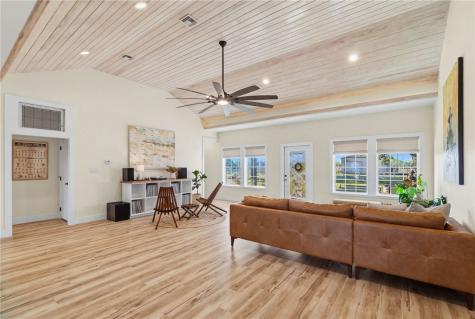 267 Old Salt Lake Rockport TX 78382