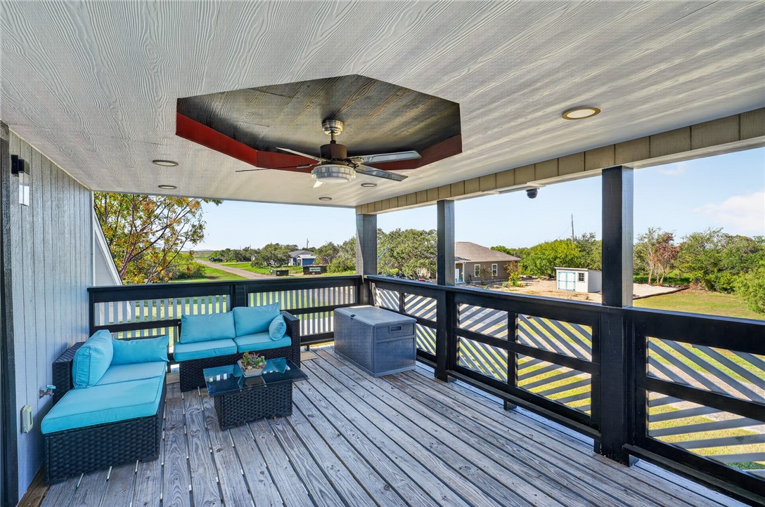 111 Pompano Drive Rockport TX 78382