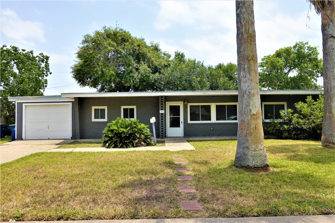 108 Driftwood Drive Portland TX 78374