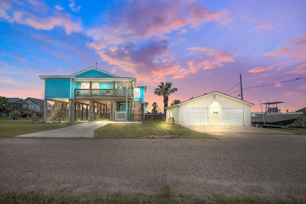 423 S 7th Street Port Aransas TX 78373