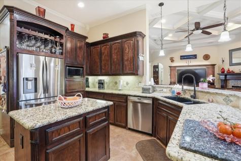 6914 Sir Moses Corpus Christi TX 78414