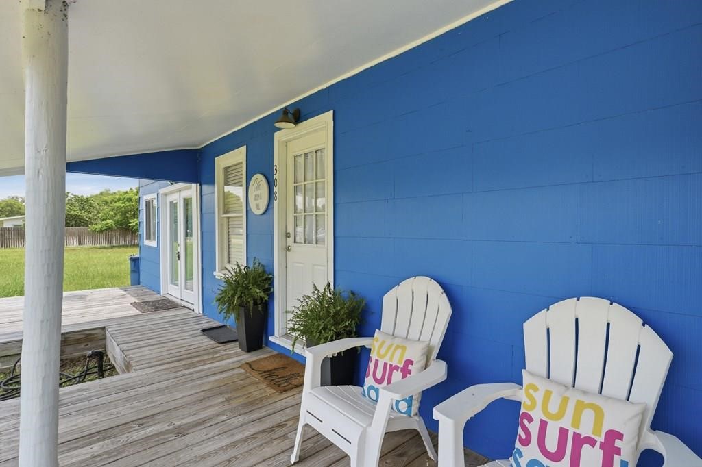 308 S 6th Street Rockport TX 78382