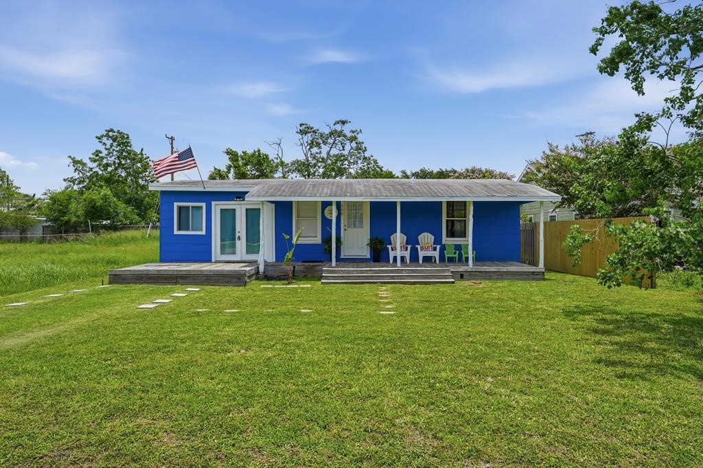 308 S 6th Street Rockport TX 78382