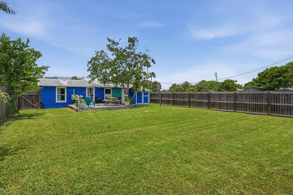 308 S 6th Street Rockport TX 78382