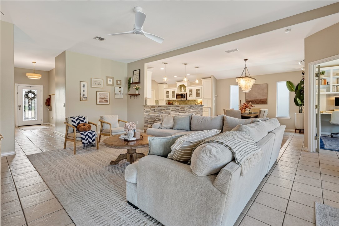 13730 Eaglesnest Bay Drive Corpus Christi TX 78418
