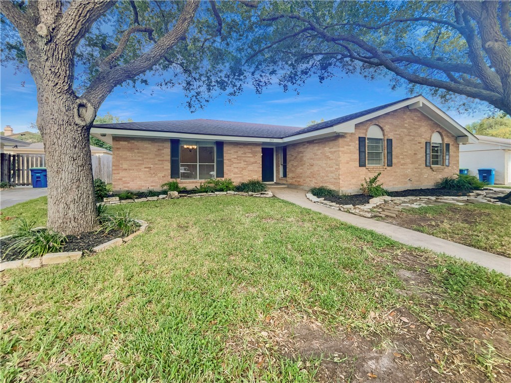 211 Trinity Drive Portland TX 78374