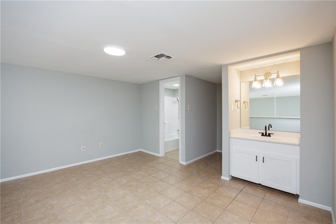 801 S Carancahua Street Corpus Christi TX 78401