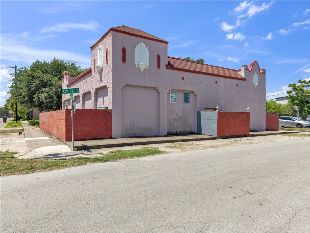 801 S Carancahua Street Corpus Christi TX 78401