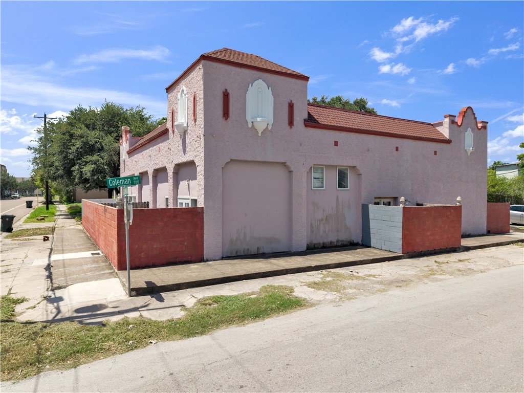 801 S Carancahua Street Corpus Christi TX 78401