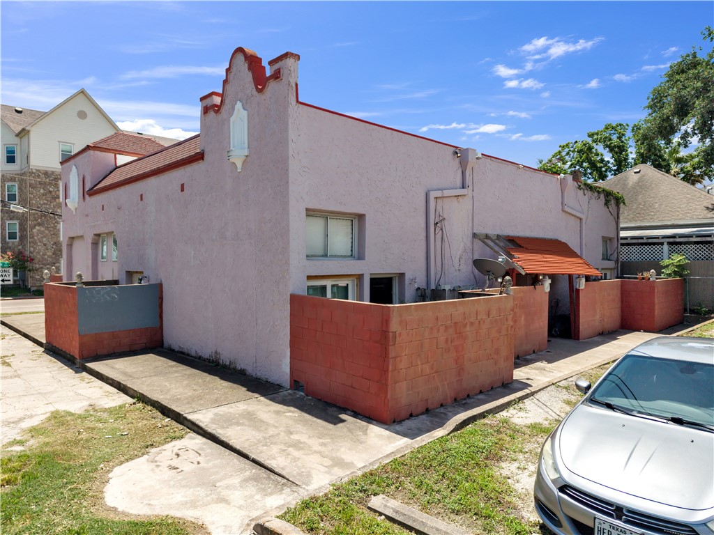 801 S Carancahua Street Corpus Christi TX 78401