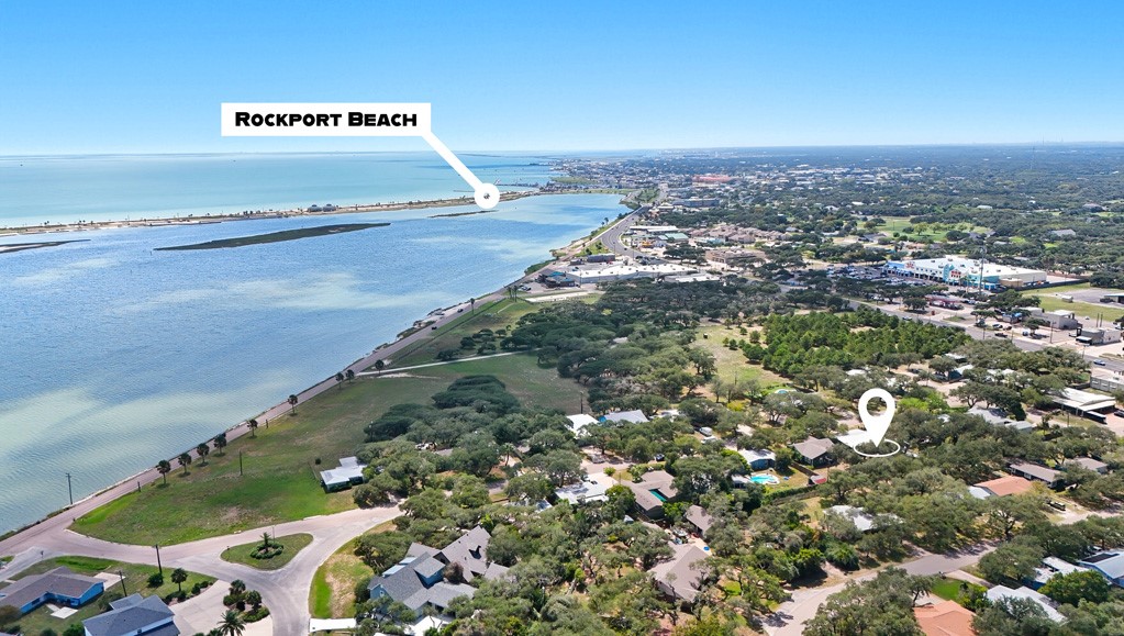 1908 Glass Avenue Rockport TX 78382