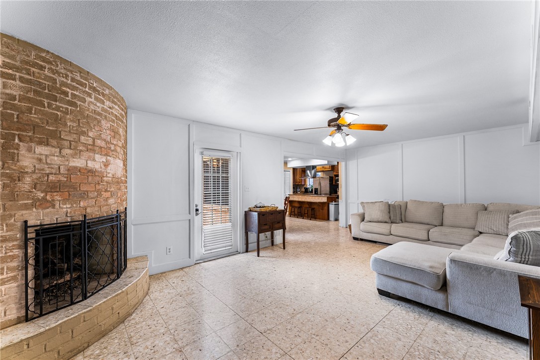 4325 Saint George Drive Corpus Christi TX 78413
