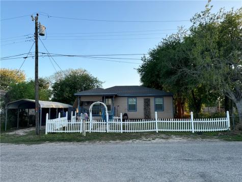 1310 San Felipe Street Alice TX 78332