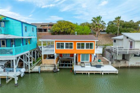 600 N Sandpiper Ingleside TX 78362
