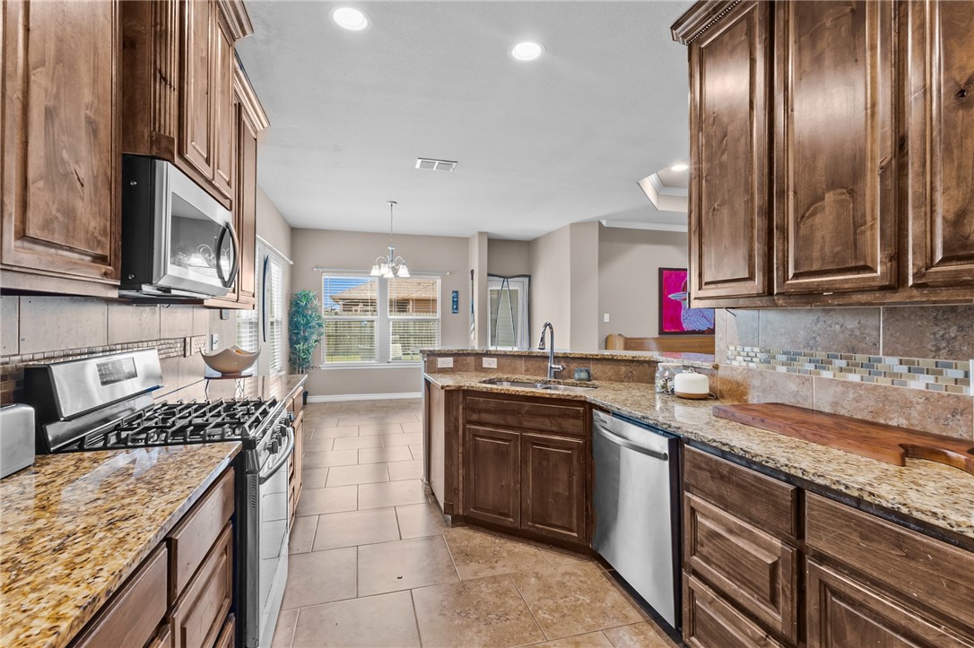 7605 Sable Creek Drive Corpus Christi TX 78414