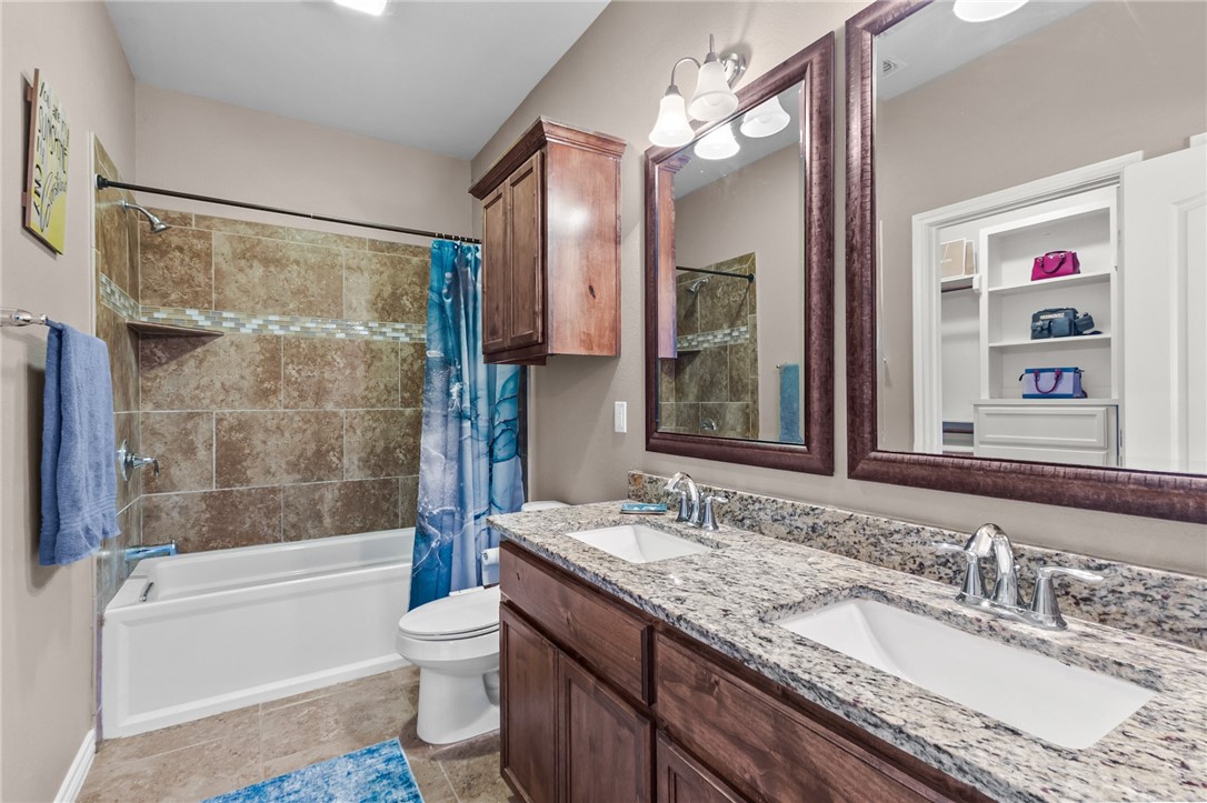 7605 Sable Creek Drive Corpus Christi TX 78414