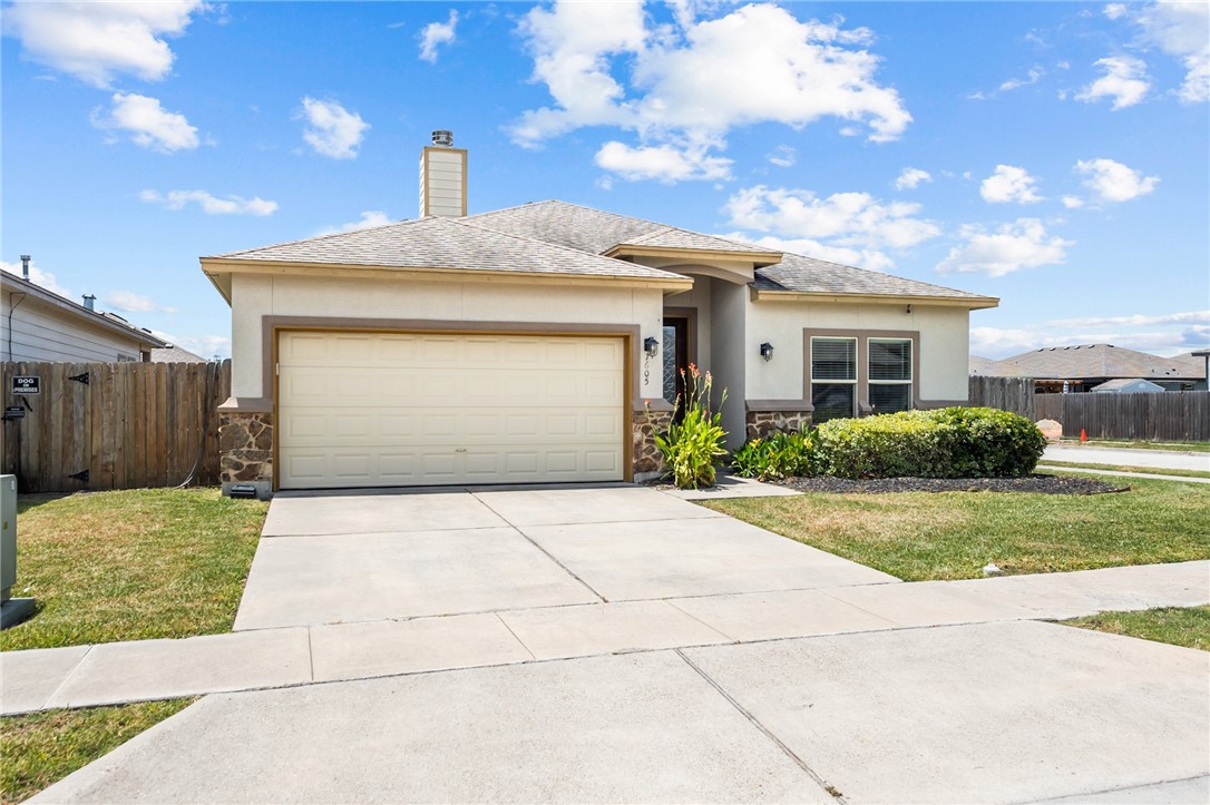 7605 Sable Creek Drive Corpus Christi TX 78414