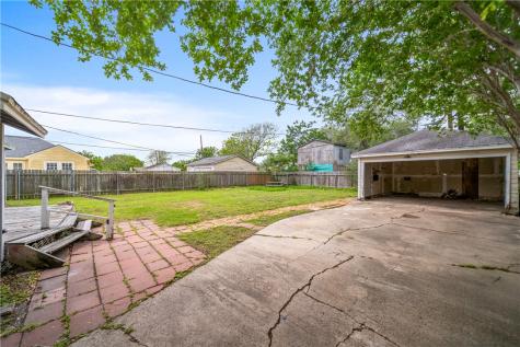 1105 Tyler Avenue Corpus Christi TX 78404