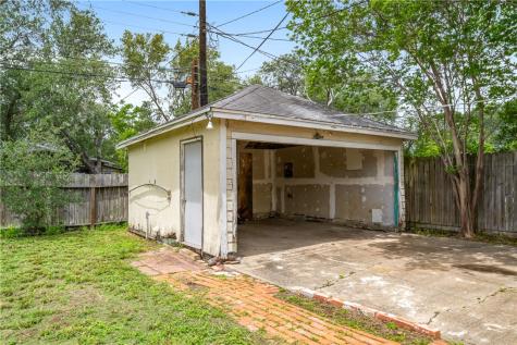 1105 Tyler Avenue Corpus Christi TX 78404
