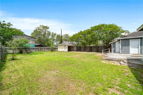 1105 Tyler Avenue Corpus Christi TX 78404