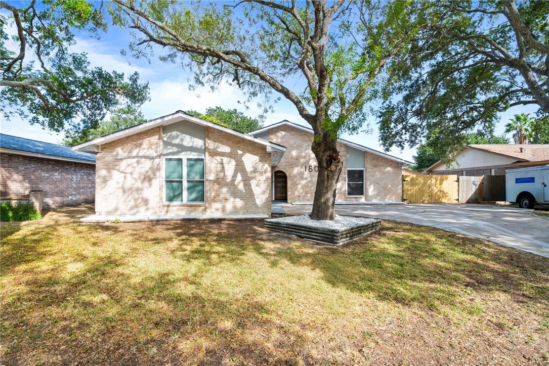 1806 Brazos Drive Corpus Christi TX 78412