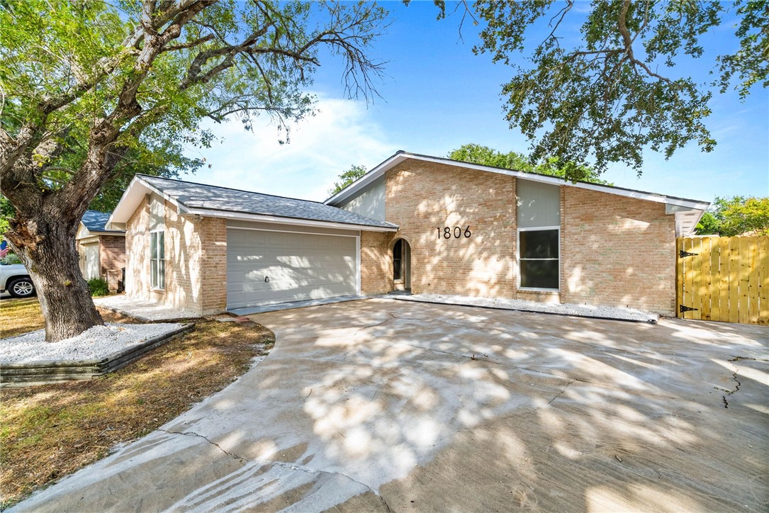 1806 Brazos Drive Corpus Christi TX 78412