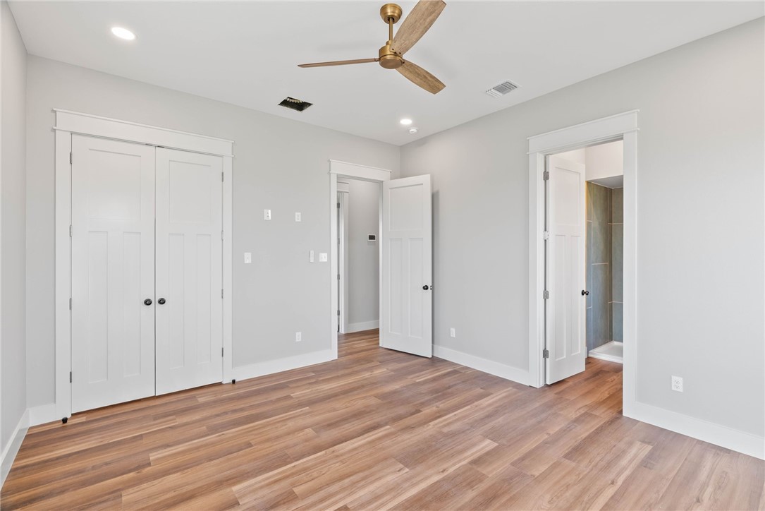 130 West Glen Oak Lane Rockport TX 78382