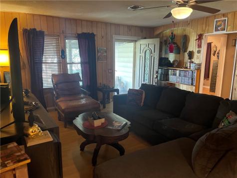304 E 2nd Street Bishop TX 78343
