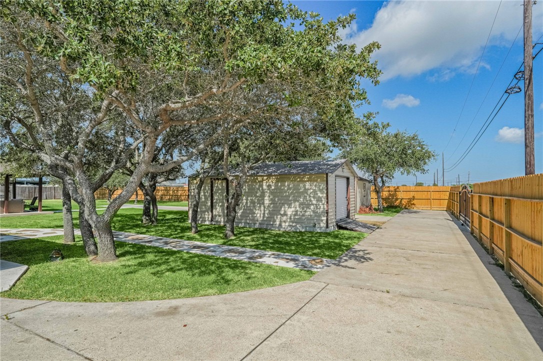 1502 Westridge Boulevard Corpus Christi TX 78418