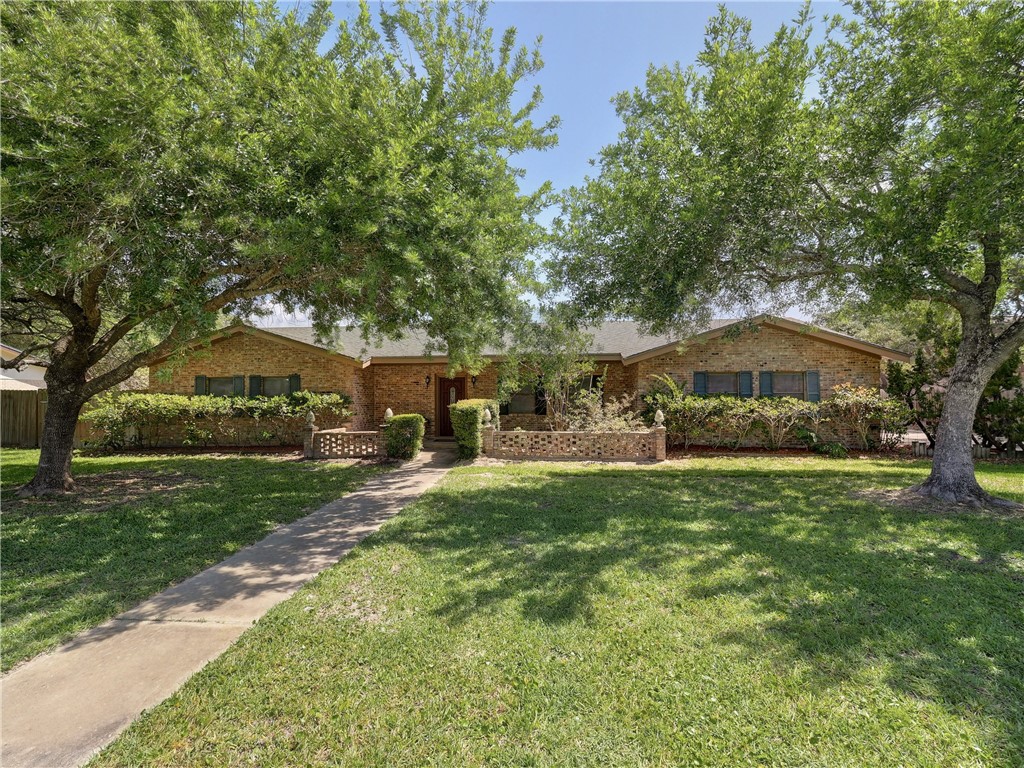 1540 W Deberry Avenue Aransas Pass TX 78336